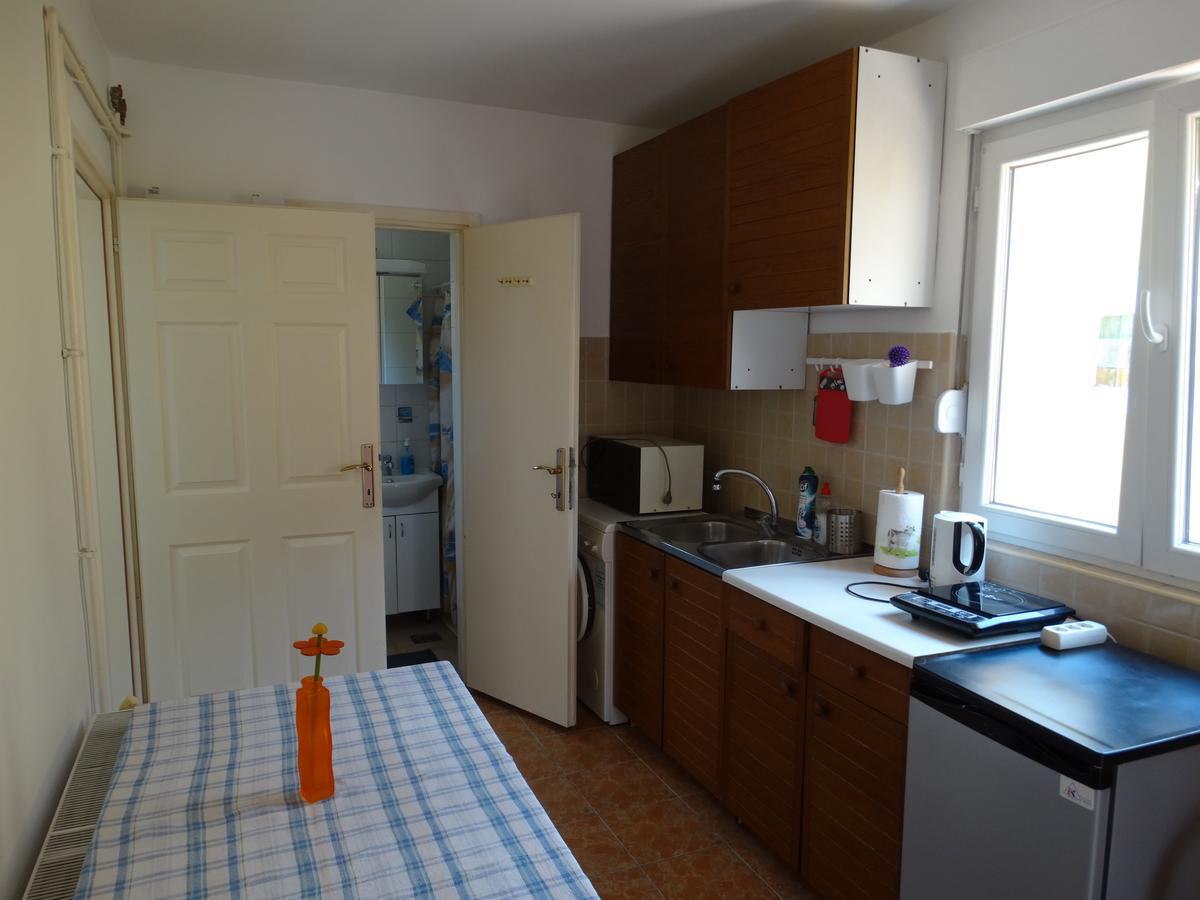 Ferienwohnung Marijana - Center Novi Sad Exterior foto